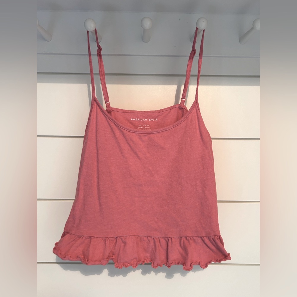 American Eagle swing ruffled pink crop top